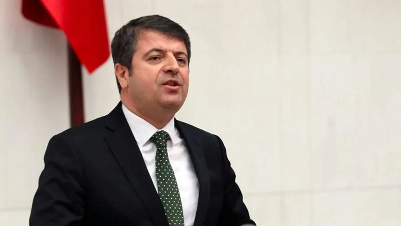 Adıyaman Belediye Başkanı Abdurrahman Tutdere göreve iade edildi