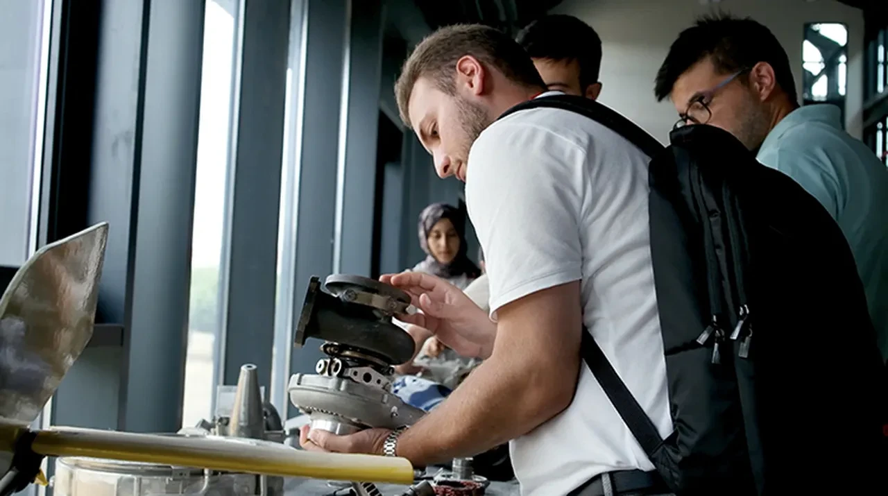 Bu okuldan mezun olanlar Türkiye'yi uçuracak! TRMOTOR'dan kritik hamle