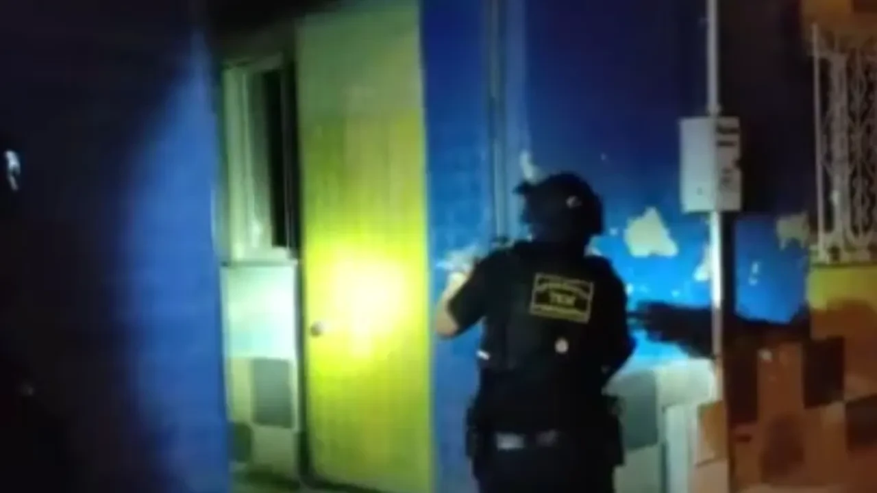 DEAŞ operasyonu polis kamerasında