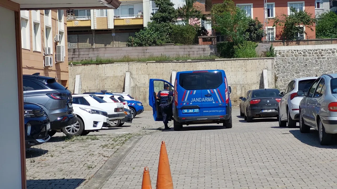 Samsun'da korkunç cinayet! Evine gelen 2 arkadaşını katletti