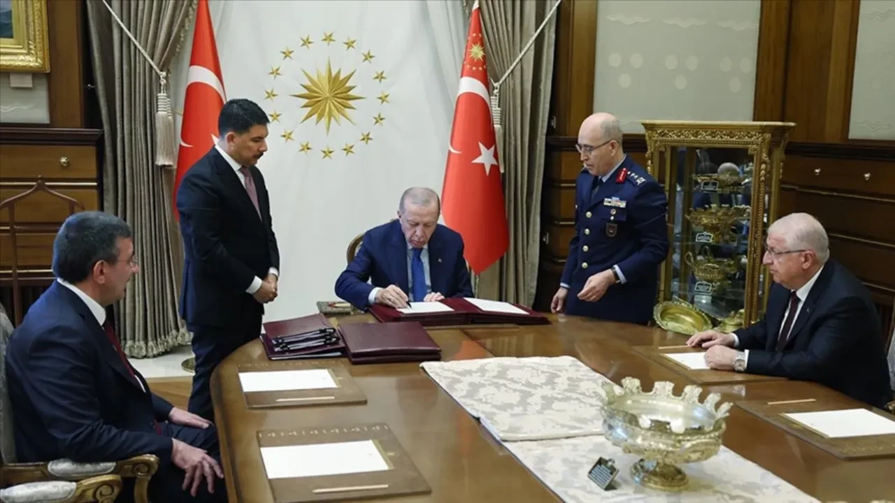 Görev süresi 1 yıl uzatılan general ve amiraller 2025! 30 Ağustos itibarıyla geçerli olacak