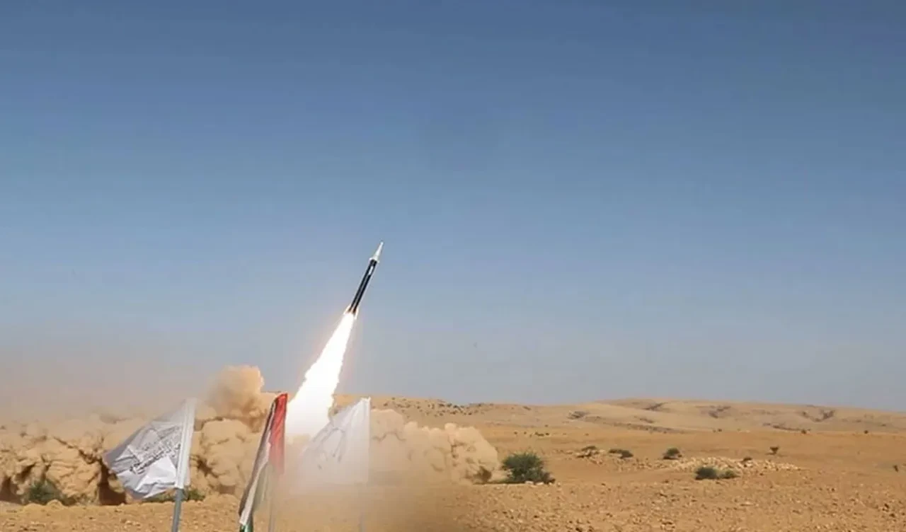 Husiler'den İsrail'e balistik füzeli saldırı! Hedefte Ben Gurion Havalimanı vardı