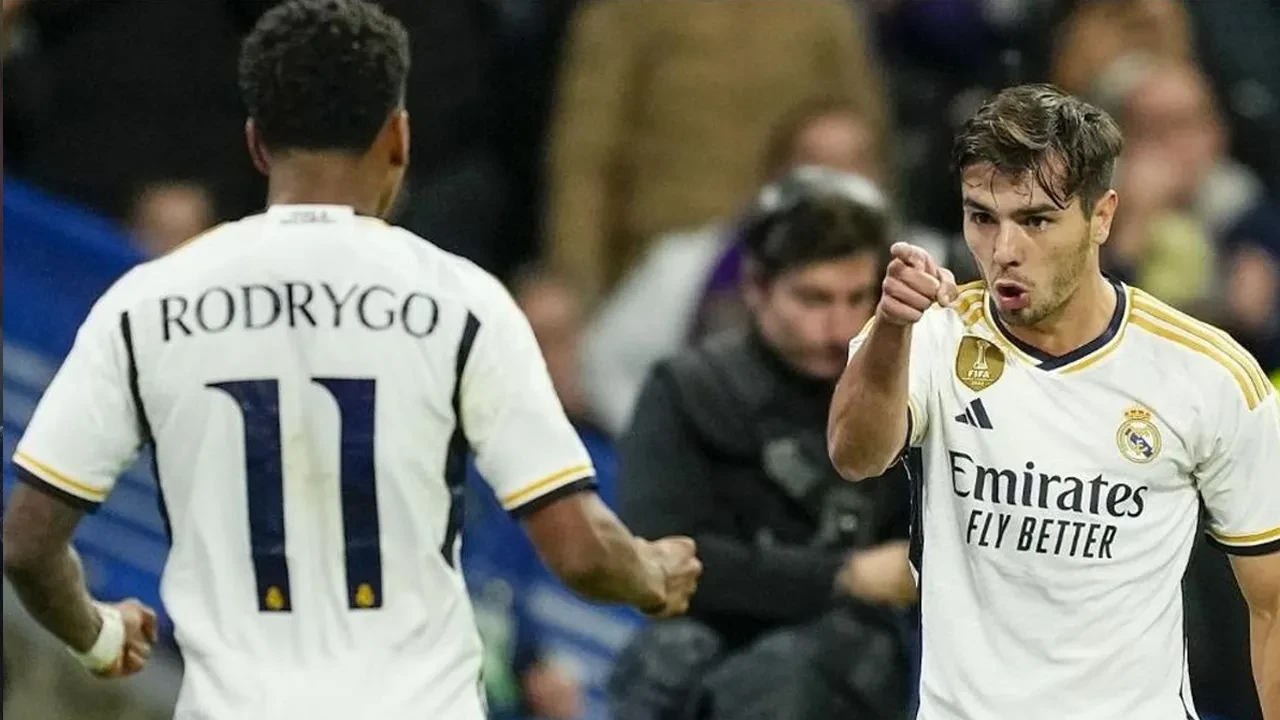 İngilizler'den Fenerbahçe'nin hayallerini yıkan teklif! 100 milyon euro