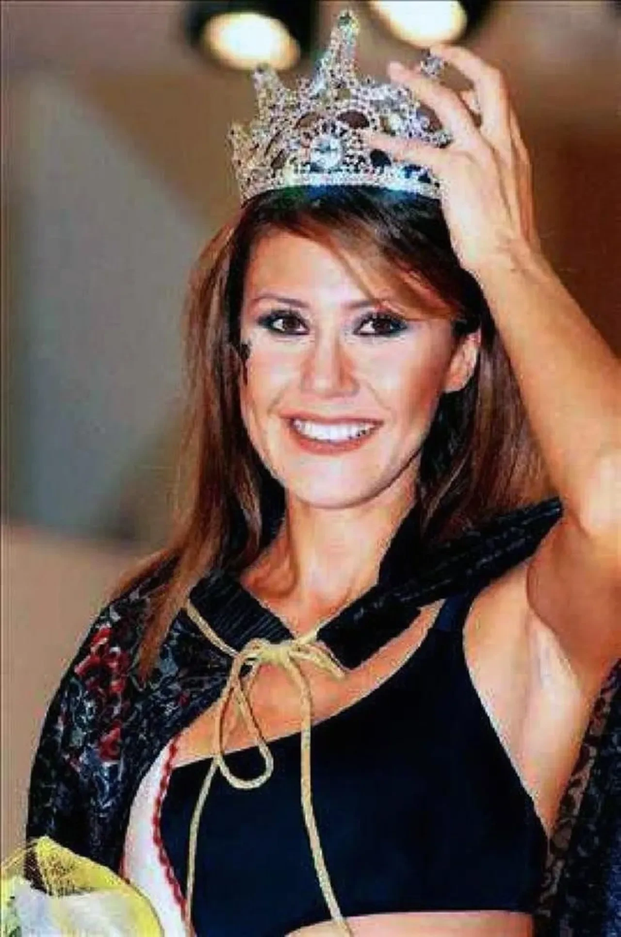 Manken Aslı Baş'ın şüpheli ölümünde Yargıtay kararı bozdu! Ünlü iş insanı ve oğulları tekrar yargılanacak