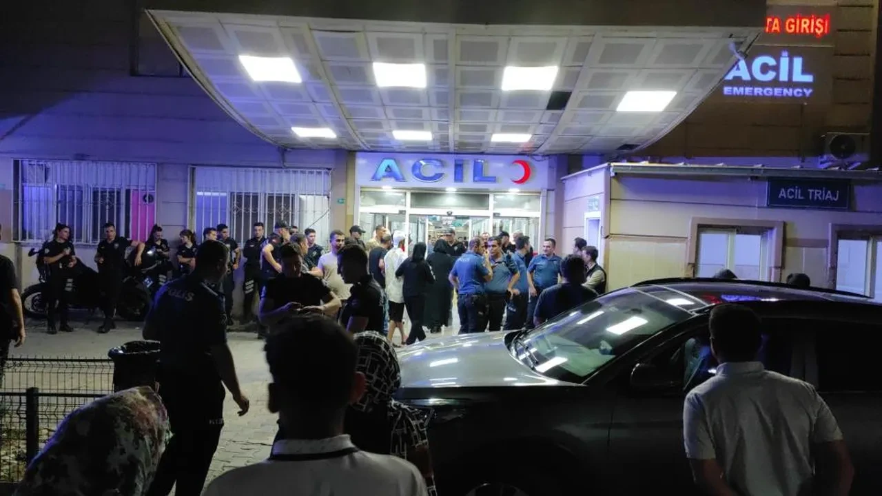 Parkta kanlı kavga! Kalbinden bıçaklanan genç hayatını kaybetti