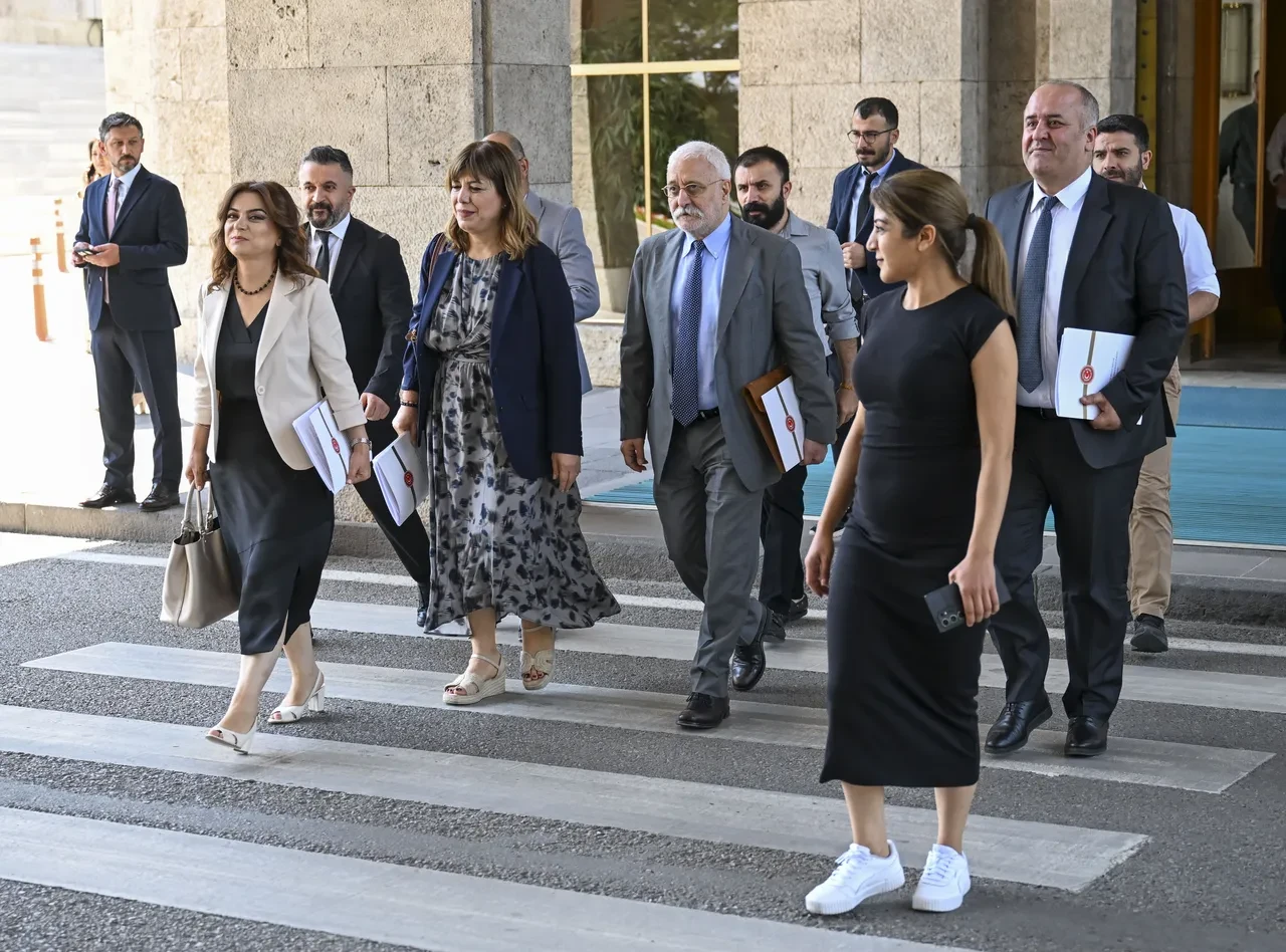 Terörsüz Türkiye Komisyonunun adı belli oldu! Yeni toplantı için 3 isme davet