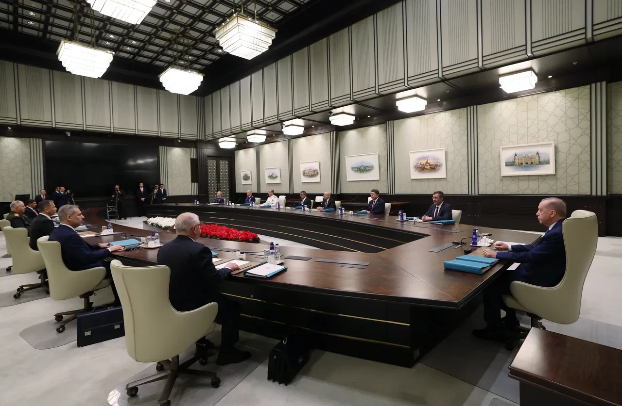 YAŞ kararları açıklandı! Genelkurmay Başkanı ve Kara Kuvvetleri Komutanı değişti 