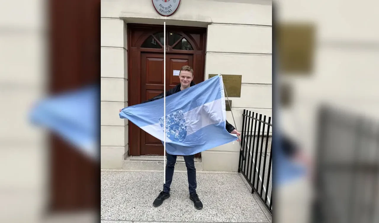 Yirmi yaşında 400 vatandaşla ülke kurdu: Kendi bayrağı, kabinesi, para birimi var