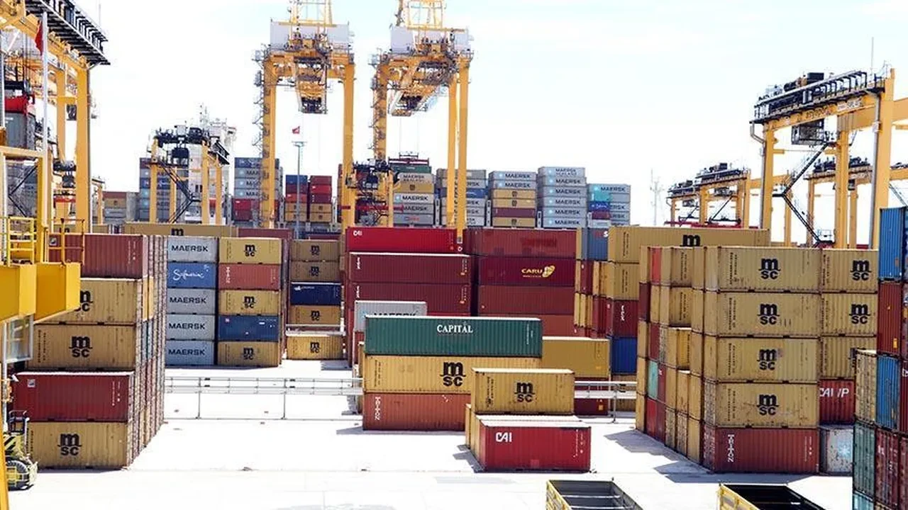 Bakan Uraloğlu açıkladı: Türk limanlarında rekor!