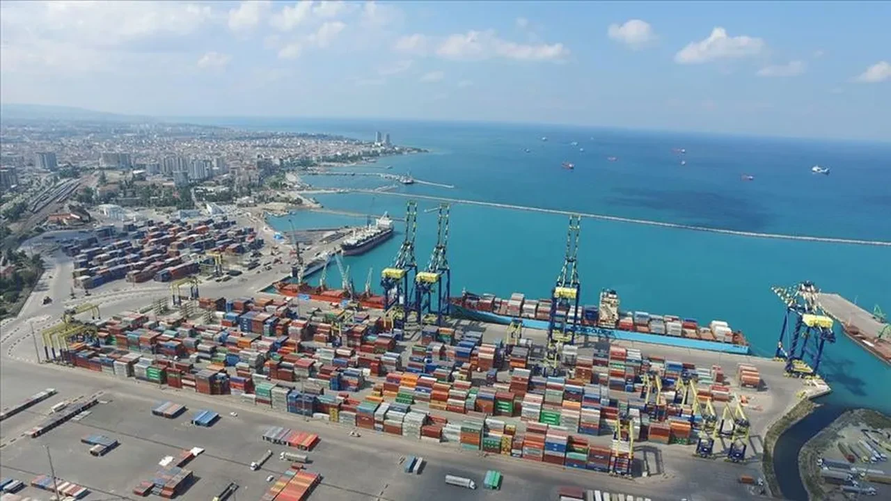 Bakan Uraloğlu açıkladı: Türk limanlarında rekor!