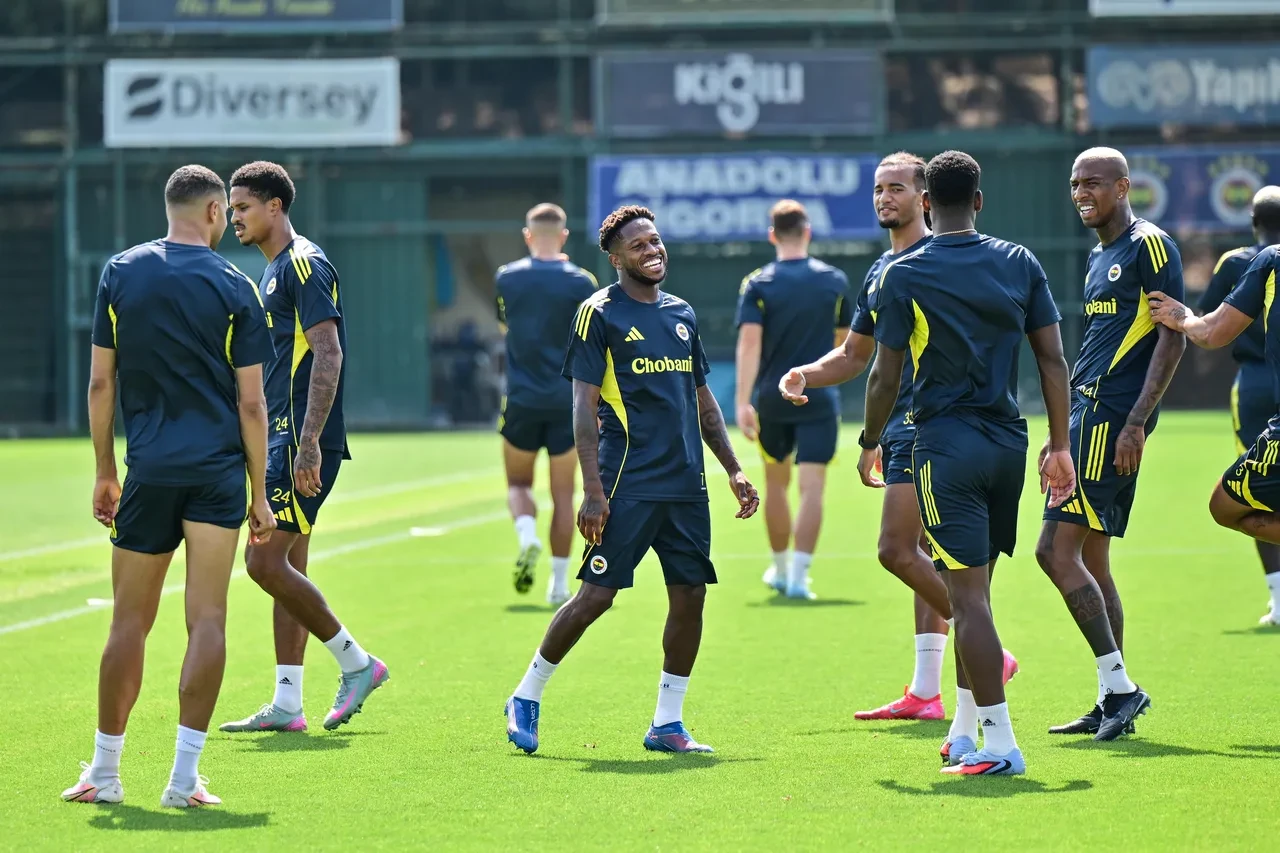 Fenerbahçe'de Anderson Talisca gelişmesi! Feyenoord maçında oynayacak mı?