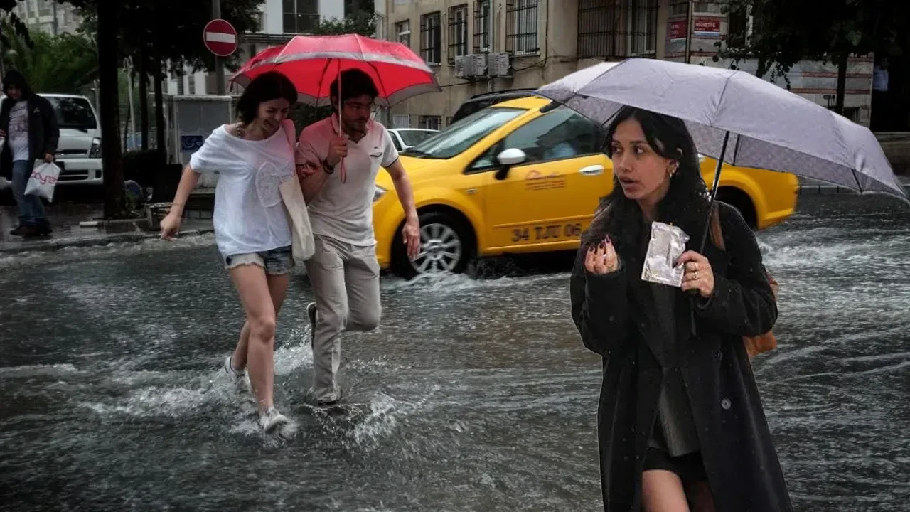 İstanbul güne yağmurla uyandı! Meteoroloji saat vererek uyardı: Sağanak ve fırtınaya dikkat