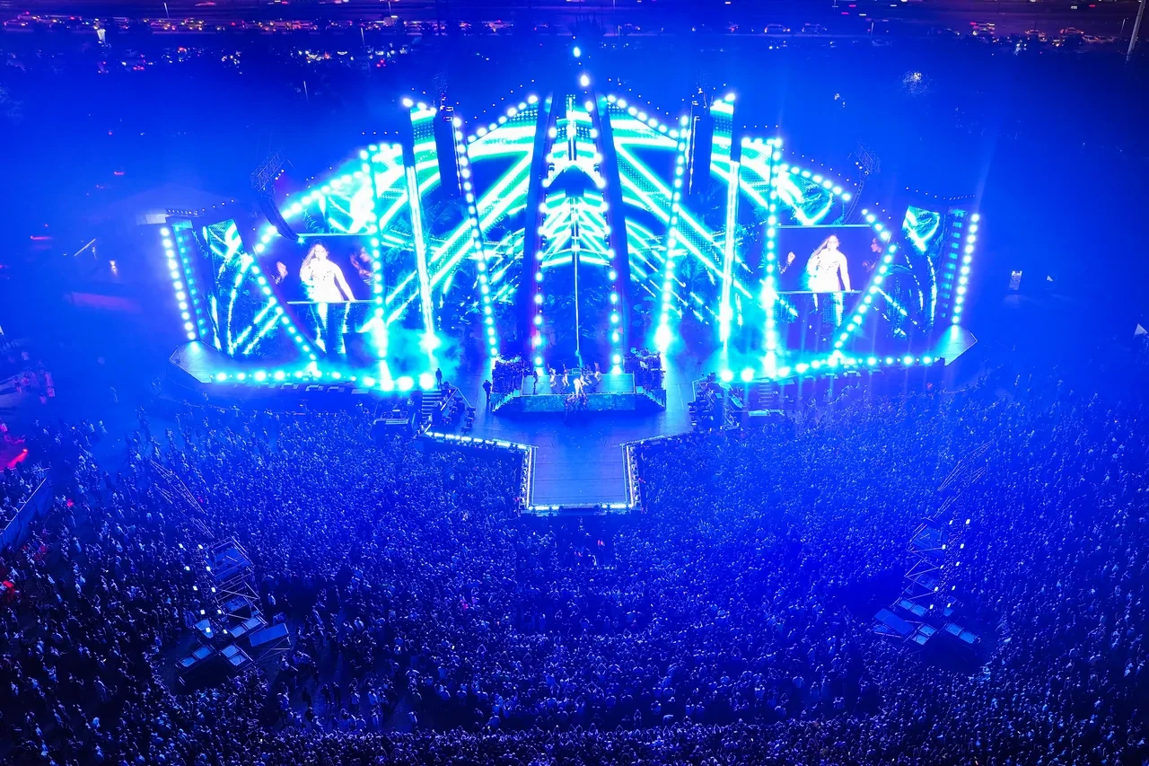 İstanbul'da Jennifer Lopez rüzgarı! Sahne şovlarıyla hayran bıraktı