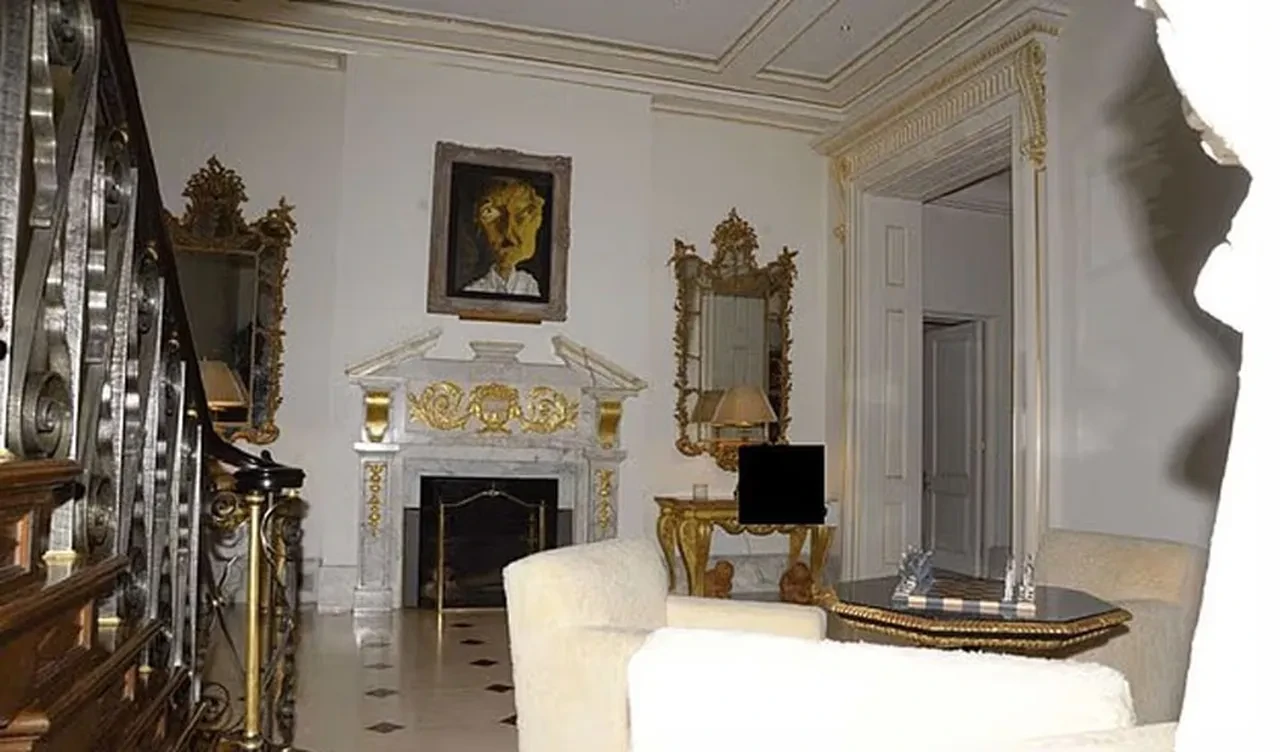 Jeffrey Epstein'in 7 katlı malikanesine dair inanılmaz yeni ayrıntılar ortaya çıktı