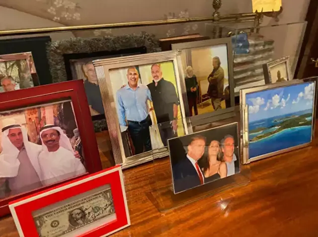 Jeffrey Epstein'in 7 katlı malikanesine dair inanılmaz yeni ayrıntılar ortaya çıktı