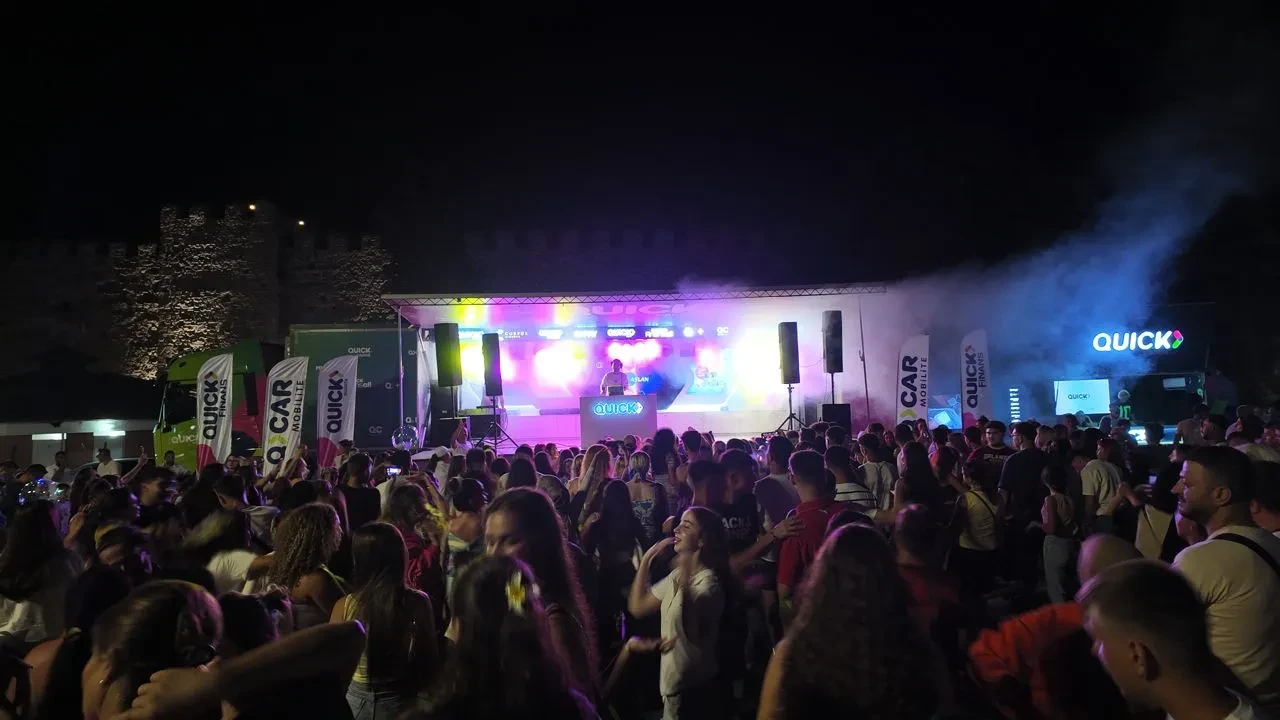 Sigorta sokakta, müzik meydanda: Quick Sigorta Sinop’ta