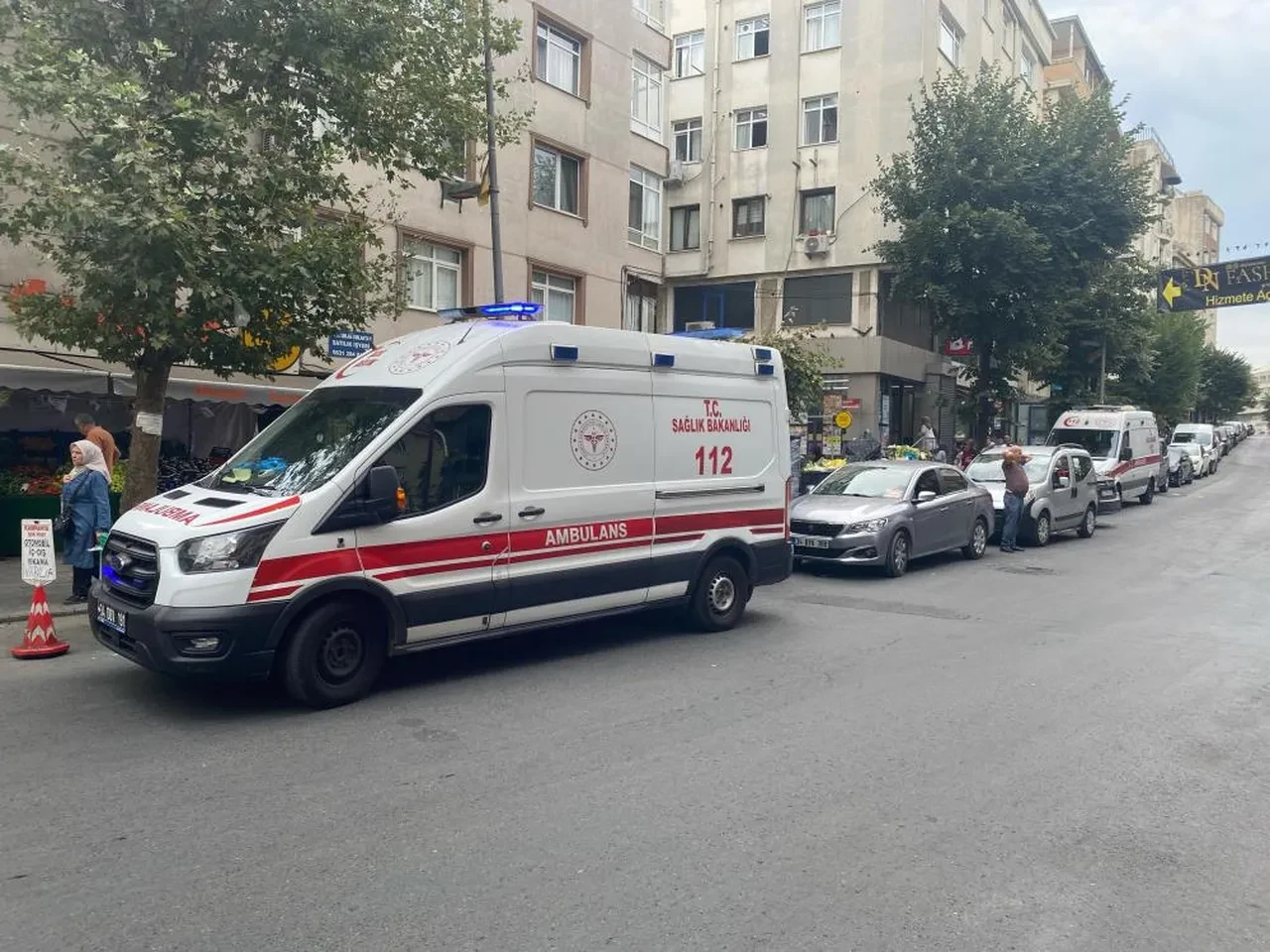 Şişli’deki kozmetik dükkanında yangın paniği!