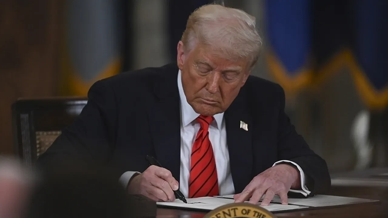 Trump gümrük sopasını yine salladı: Hindistan ve Brezilya