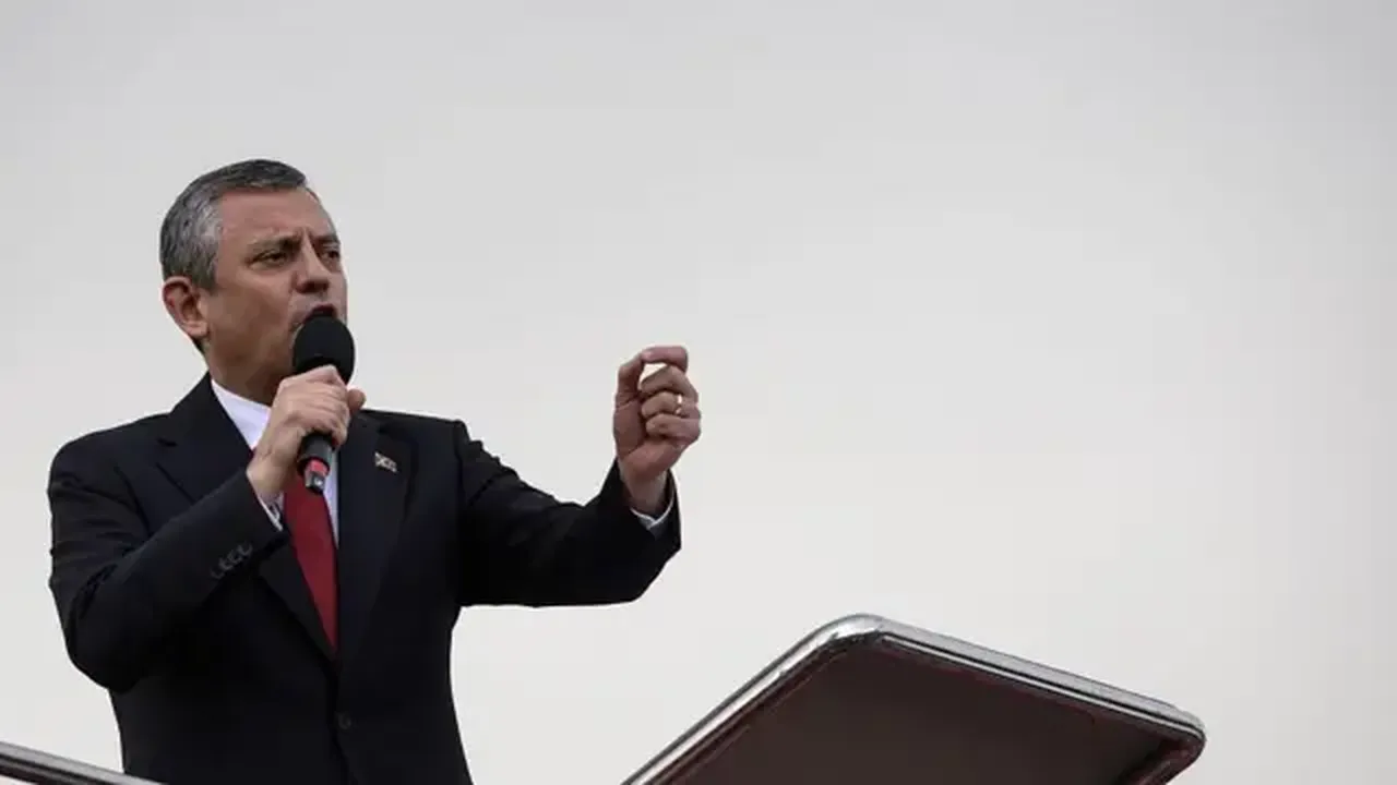 CHP lideri Özel'e yumruk atmıştı! Davada yeni gelişme