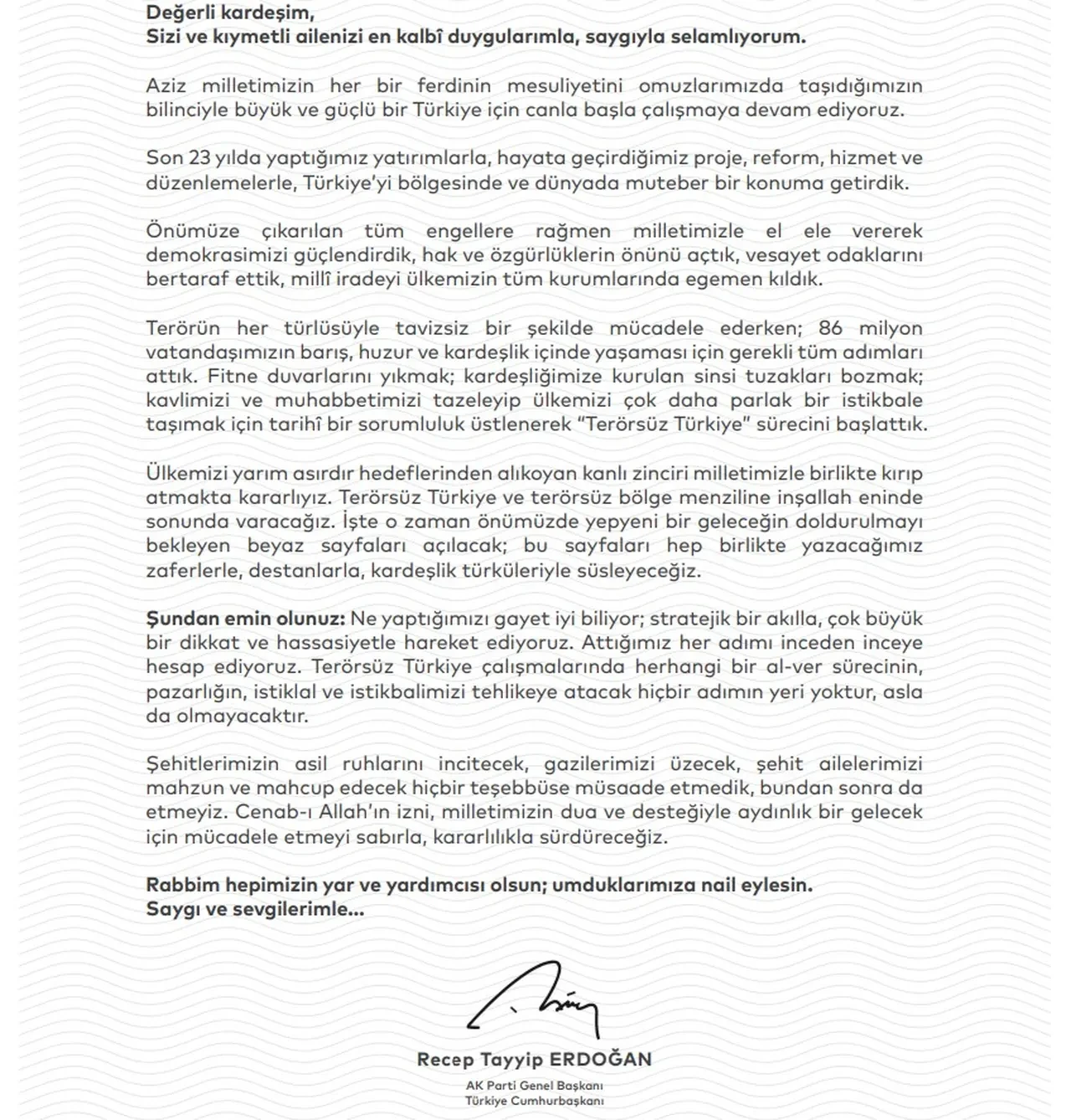 Cumhurbaşkanı Erdoğan'dan şehit ailelerine mektup! 'Emanetlerimize sahip çıkacağız'