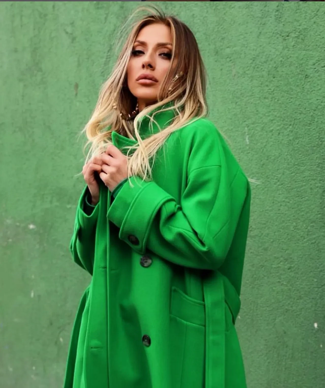 Demet Akalın'a dansçısından ağır suçlamalar! "Mobbing, dolandırıcılık var"