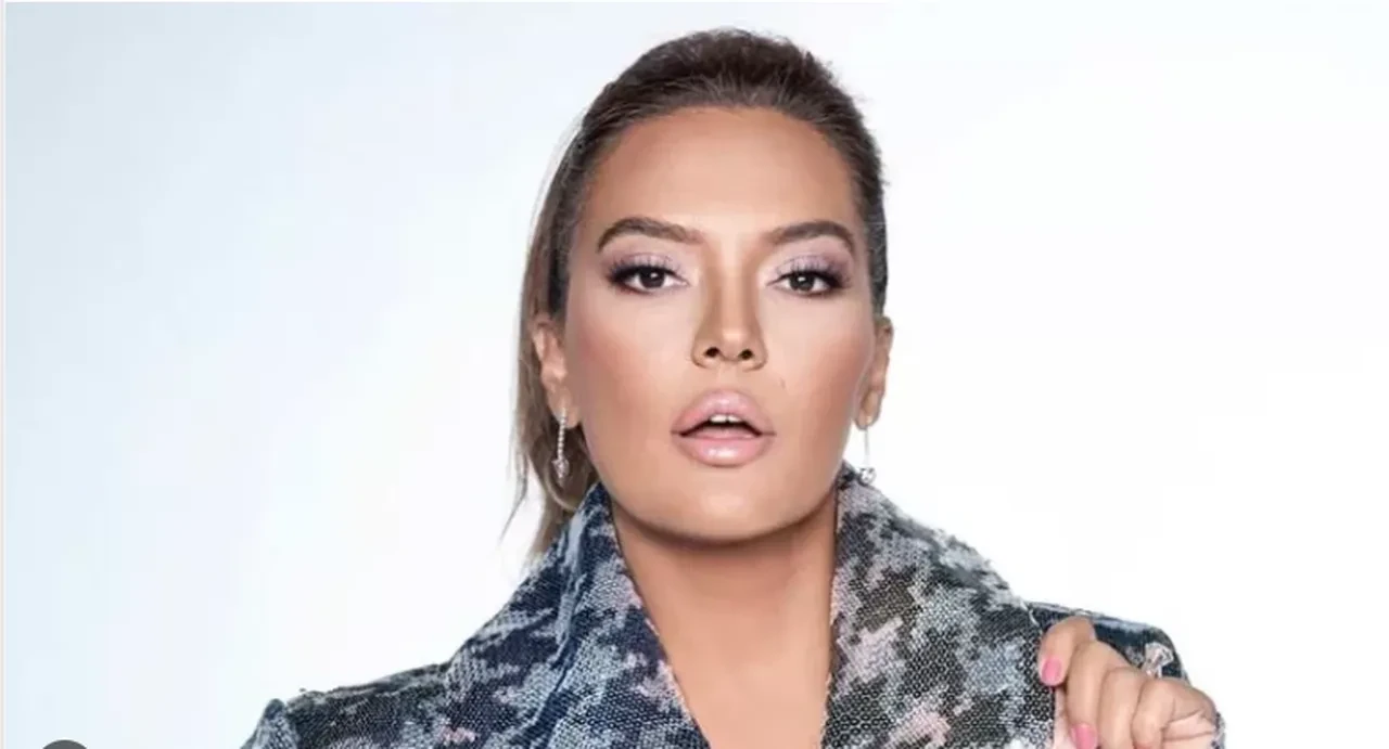 Demet Akalın'a dansçısından ağır suçlamalar! "Mobbing, dolandırıcılık var"