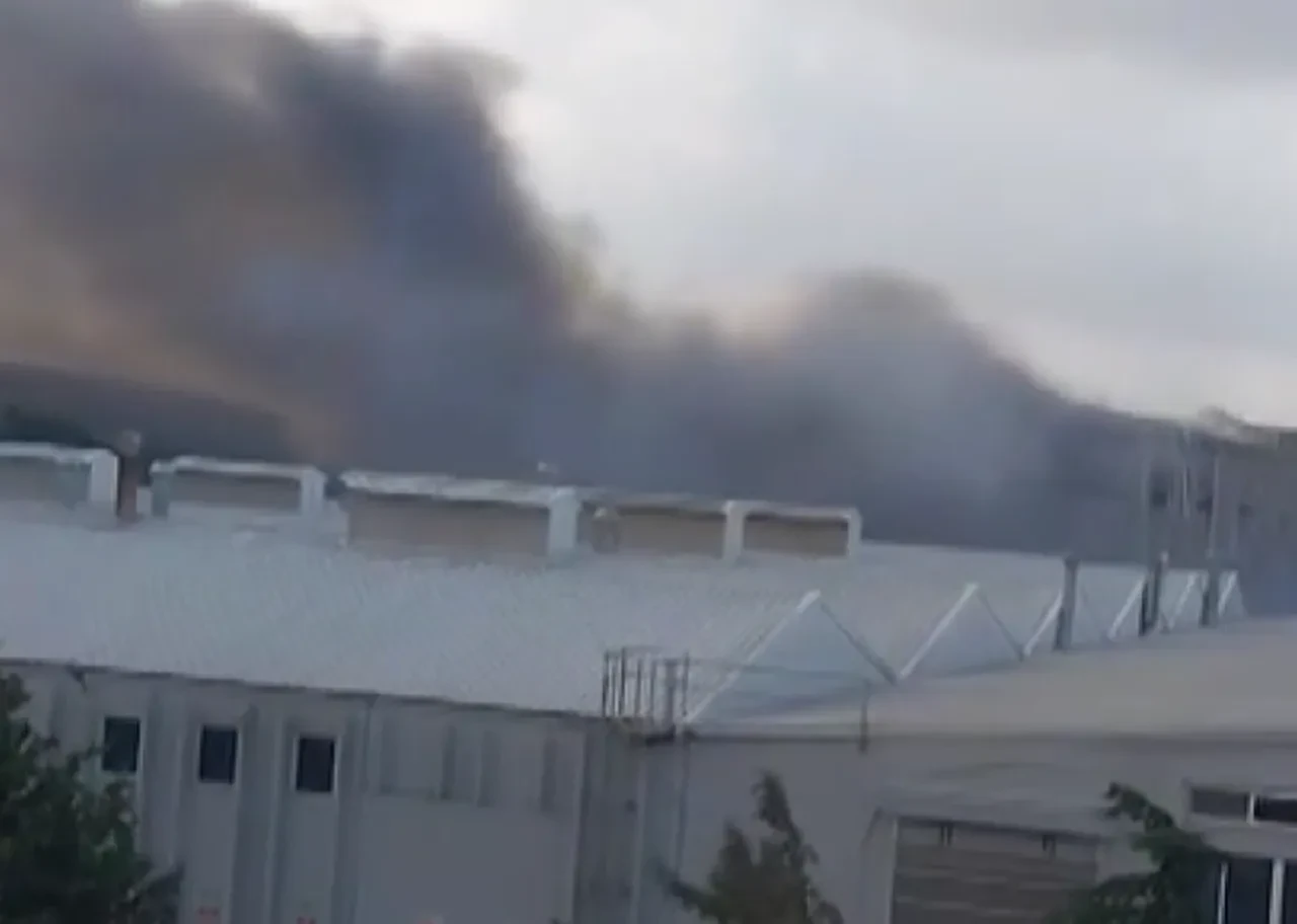 Esenyurt’ta depo yangını: Ekipler seferber oldu!