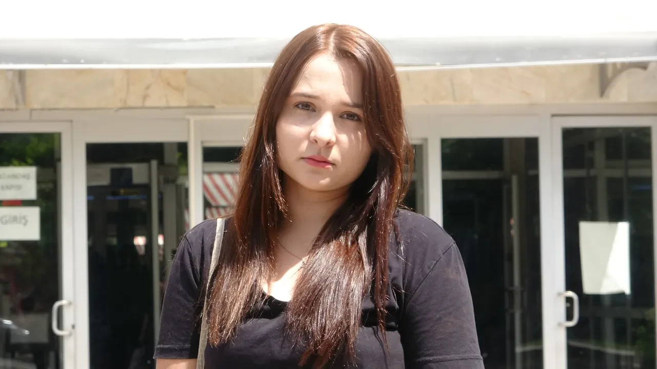 Eski sevgili dehşeti! Genç kızın hayatını kabusa çevirdi! İş yerine çağırıp öldüresiye dövdü