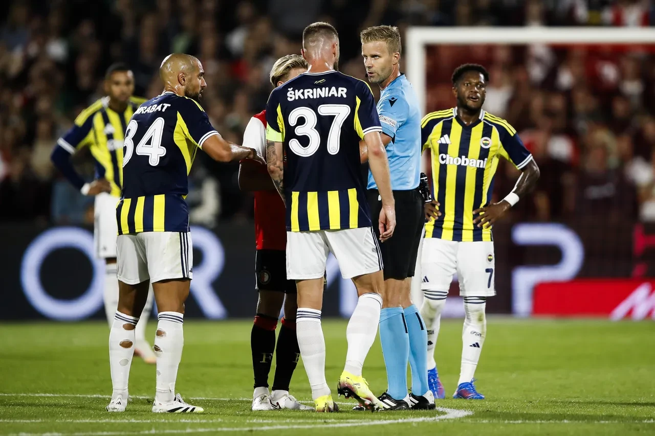 Fenerbahçe Feyenoord maç sonucu kaç kaç?