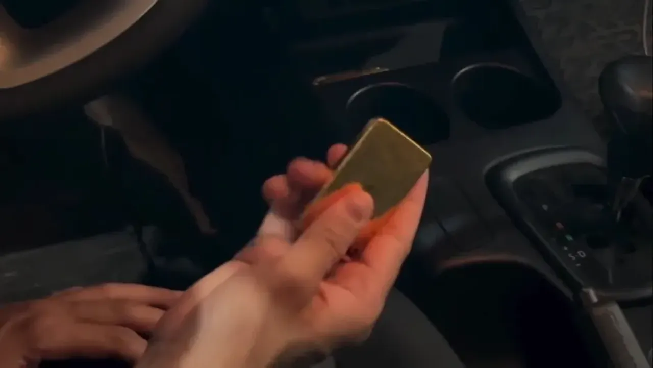 Fenomenin arabasının oynanmış bölmelerinden servet çıktı! Yüzlerce milyon değerinde