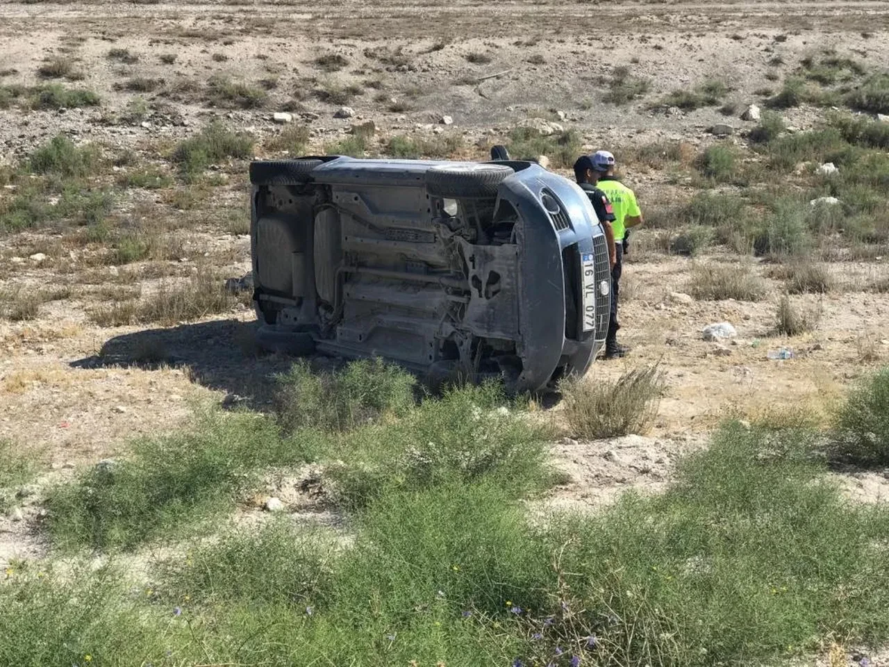 Kontrolden çıkan otomobil şarampole uçtu! Çok sayıda yaralı var