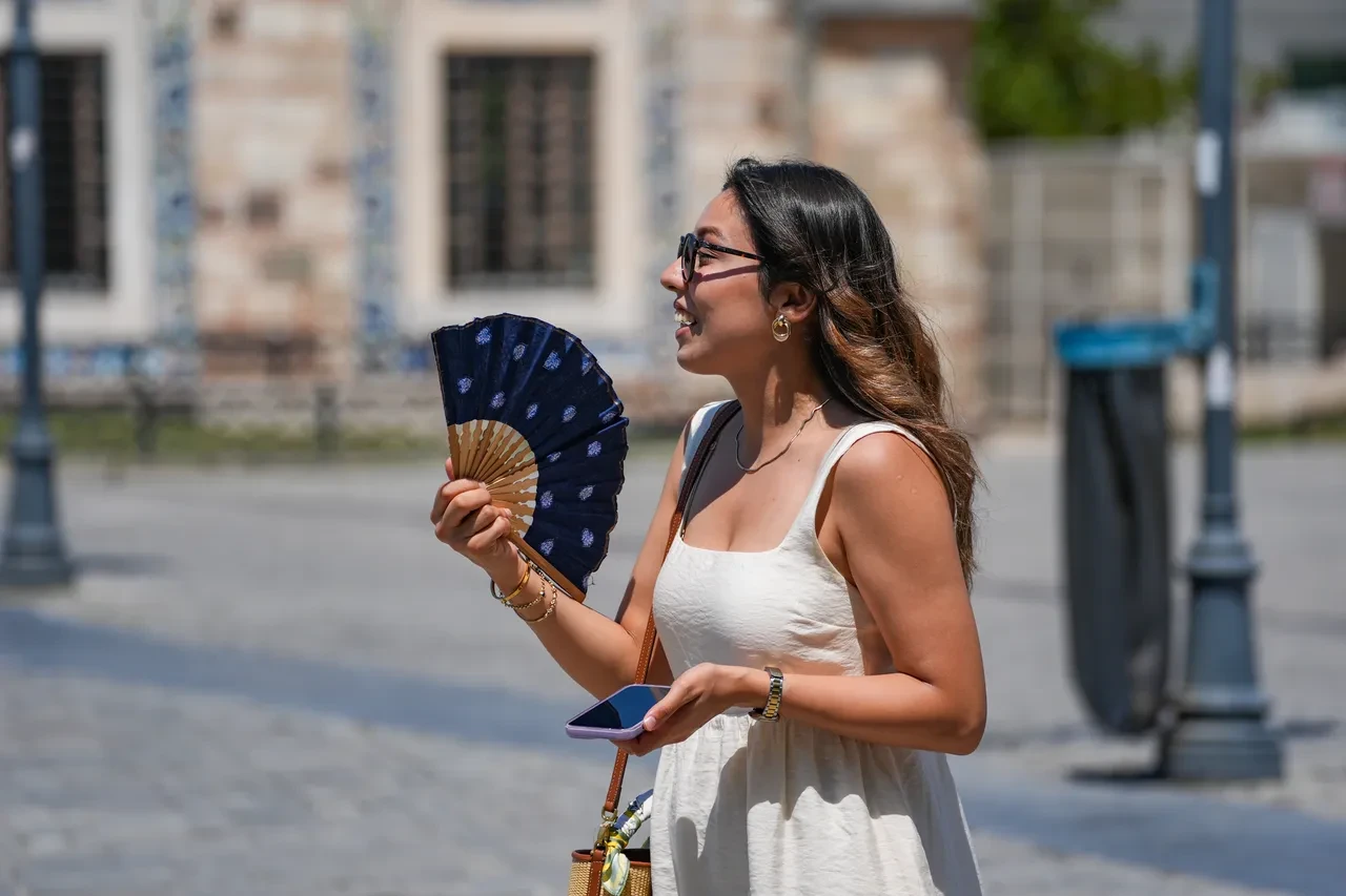 Meteoroloji 16 il için uyarı yaptı: Sağanak ve fırtınaya dikkat!