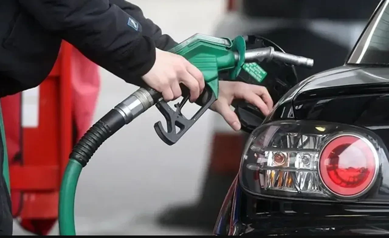 Motorin (dizel) fiyatında dev indirim tabelaya yansıdı! İşte 7 Ağustos akaryakıt fiyatları