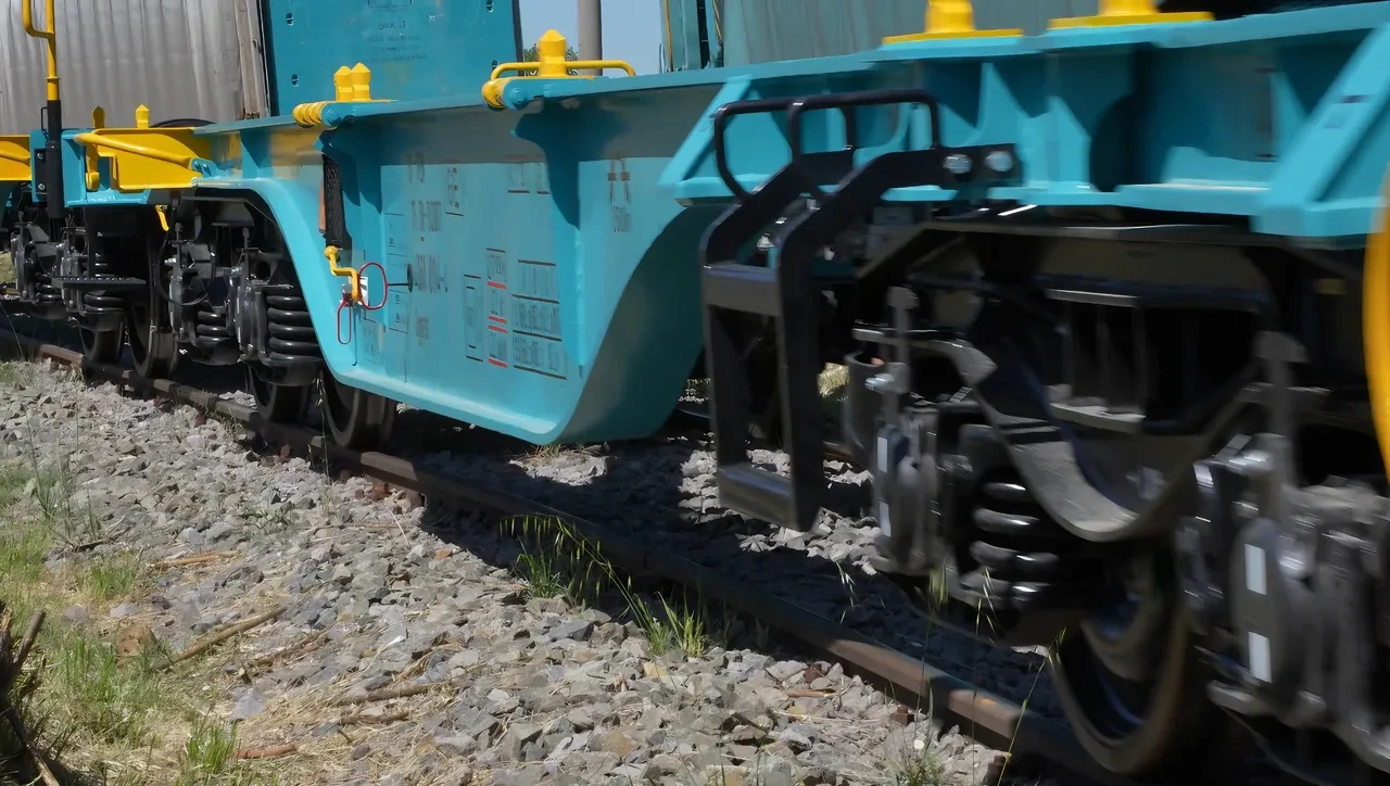 Uluslararası raylı taşımaya yerli damga! Yeni nesil 127 milli yük vagonu raylarda