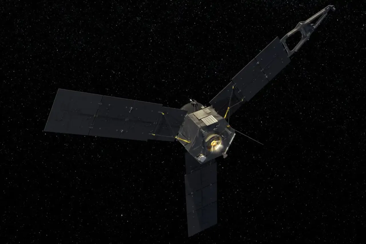 Uzayda acil durum: 'Uzaylılara ait' denilen cismin peşine düştüler