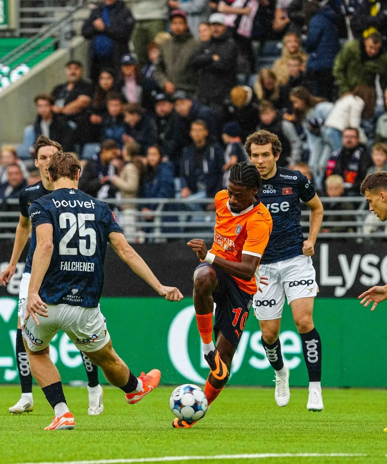 Viking Başakşehir maç sonucu kaç kaç? Tur kapısını ikinci yarıda araladı