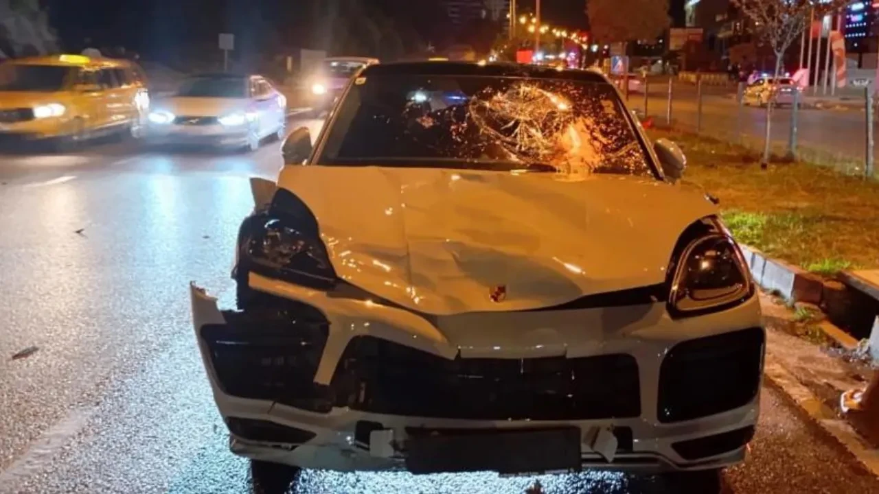 50 metre sürüklendiler! Tokat’ta yabancı plakalı lüks otomobil motosiklete çarptı: 2 kişi hayatını kaybetti!