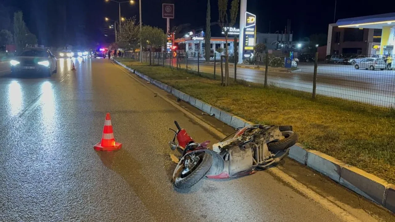 50 metre sürüklendiler! Tokat’ta yabancı plakalı lüks otomobil motosiklete çarptı: 2 kişi hayatını kaybetti!