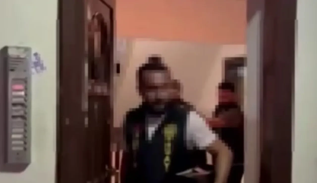 Fatih’te hareketli saatler! Döviz bürosuna kurşun yağdırdılar