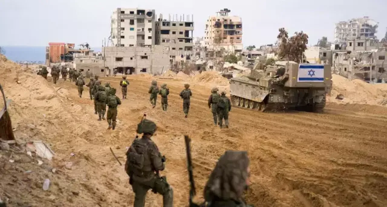 İsrail, Gazze'yi işgal planına onayın ardından sınıra yığınak yapmaya başladı!