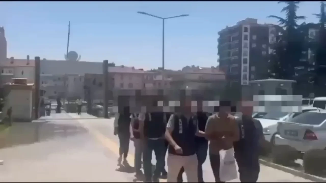 Niğde merkezli dolandırıcılık operasyonu: 3 tutuklama