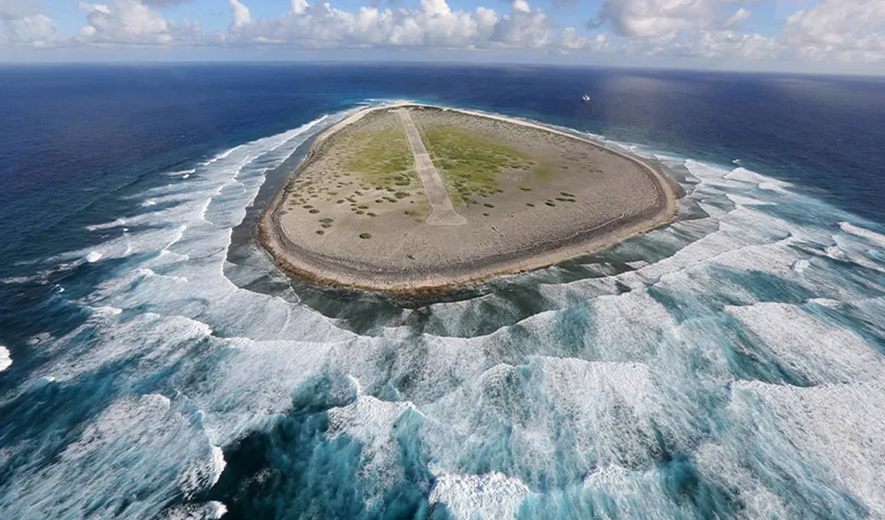 Okyanusun ortasında 15 yıl mahsur kaldılar! Korkunç 'Tromelin Adası'