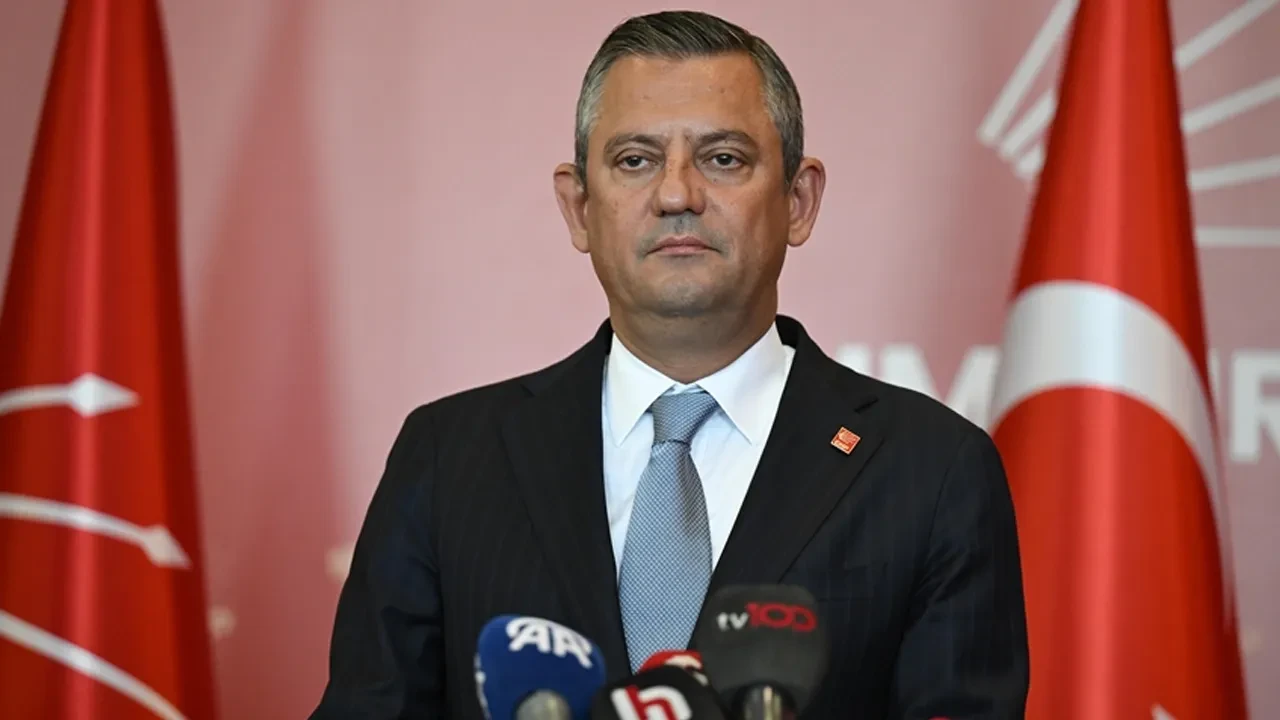 Özgür Özel'in 'İBB Davası Borsası' iddiası sonrası o avukat gözaltına alındı
