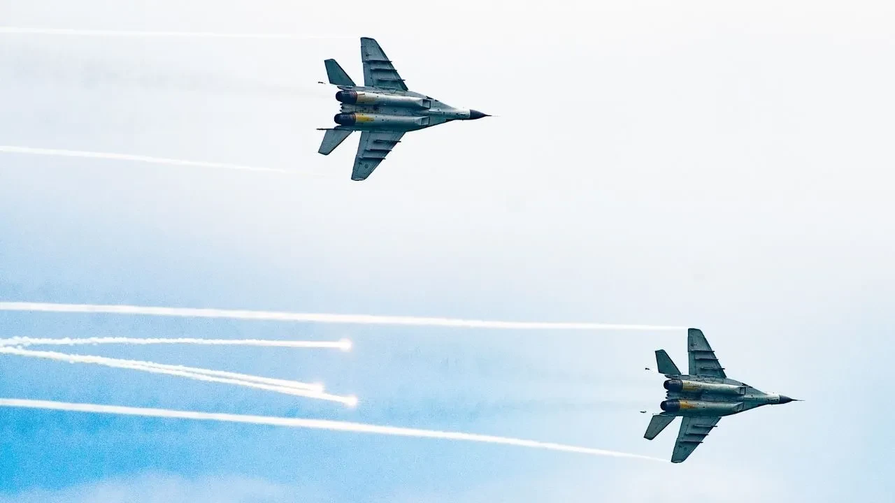 Trabzon jet savaş uçak sesi neden geliyor son dakika? Beşirli'de F16 sesi dikkat çekti