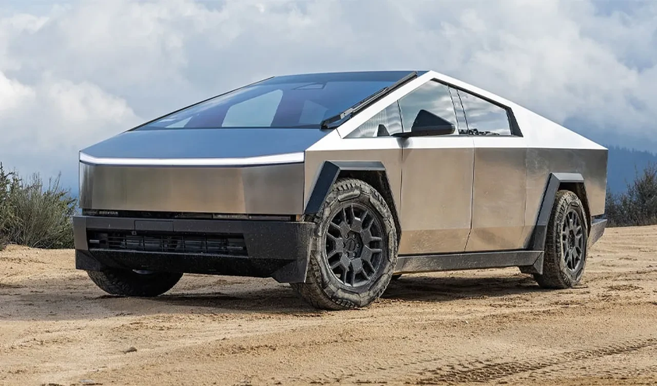 ABD Hava Kuvvetleri’nden Trump’ı kızdıracak Tesla kararı