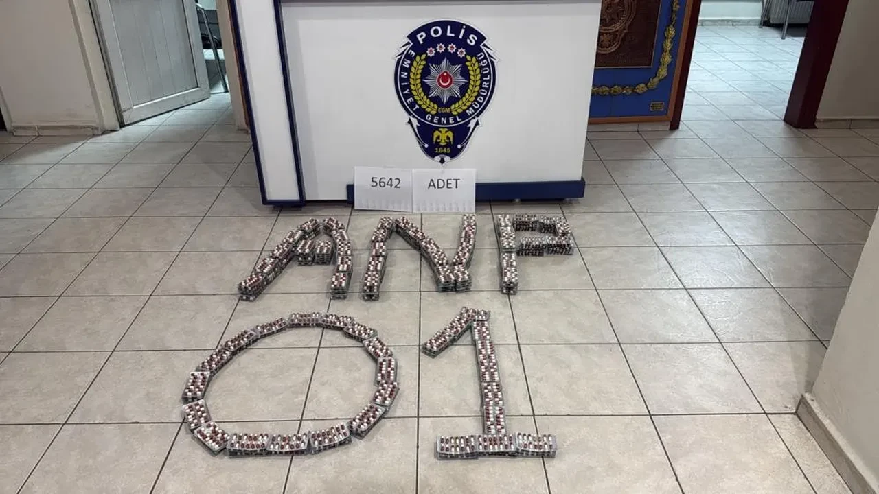 Bavulundan binlerce hap çıktı, savunması 'pes' dedirtti! 'Yıllık içeceğim'