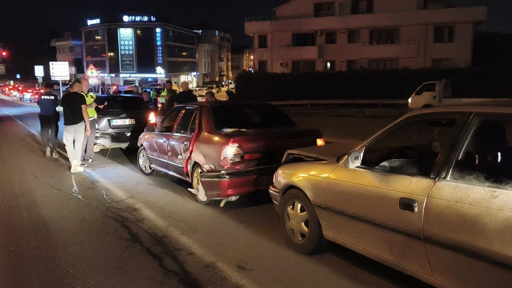 Düzce’de meydana gelen zincirleme kazada 1 kişi yaralandı