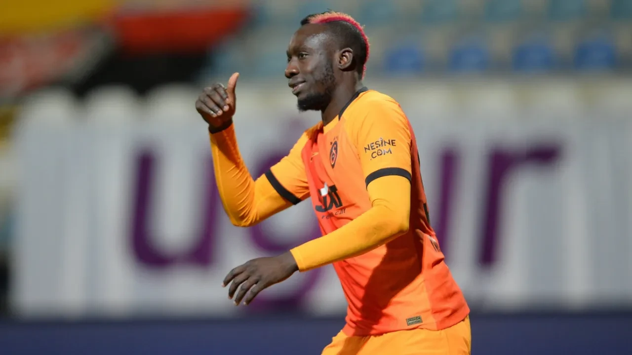 Mbaye Diagne Türkiye'ye döndü: Transfer resmen duyuruldu!