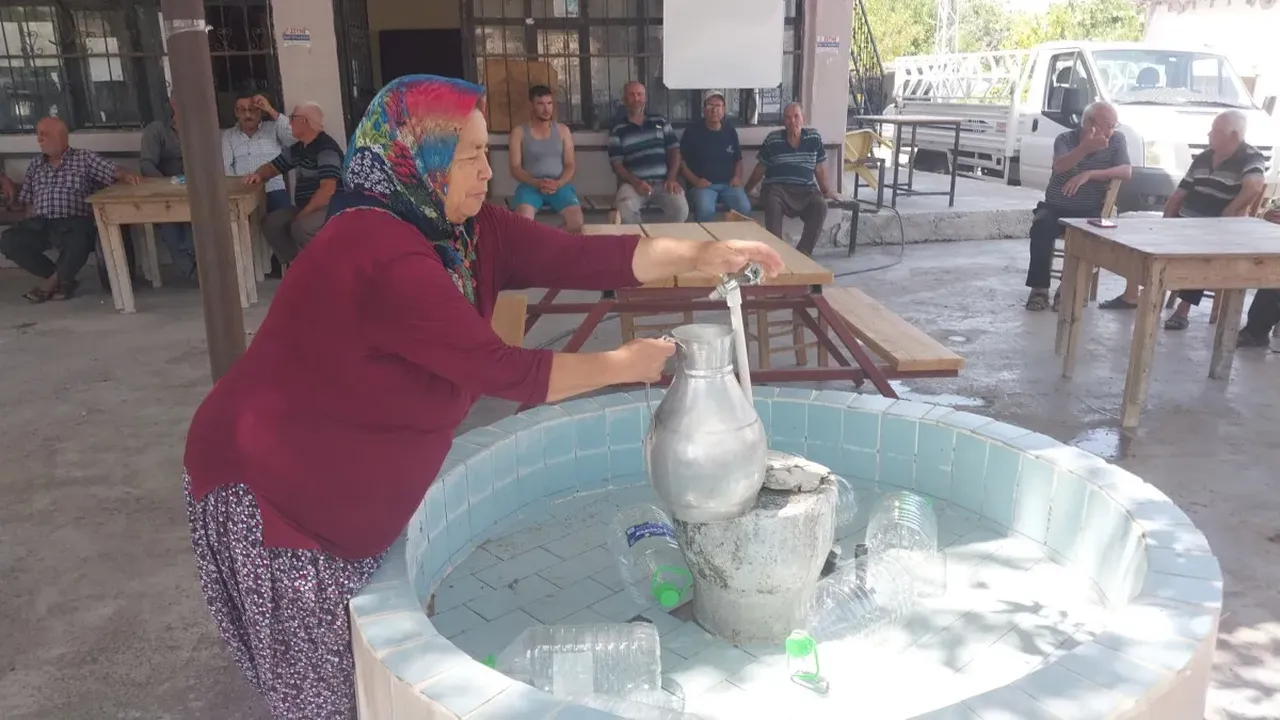 Mersin'de bitmek bilmeyen çile! Susuz yaz vatandaşı bezdirdi