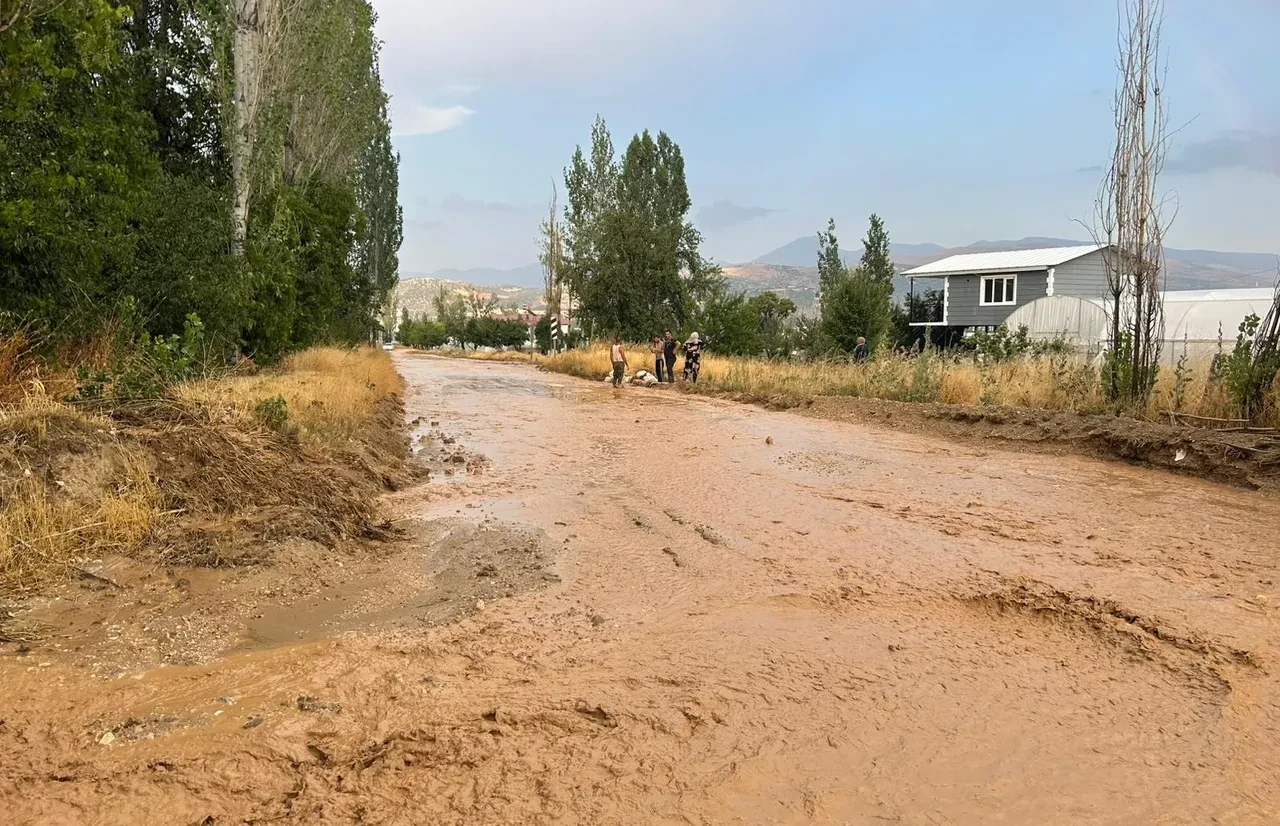 Meteoroloji hafta sonu için uyardı: Sıcak hava yine kavuracak